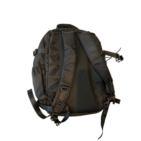 Clamshell Black Padded Computer Backpack - Picture 2 of 5